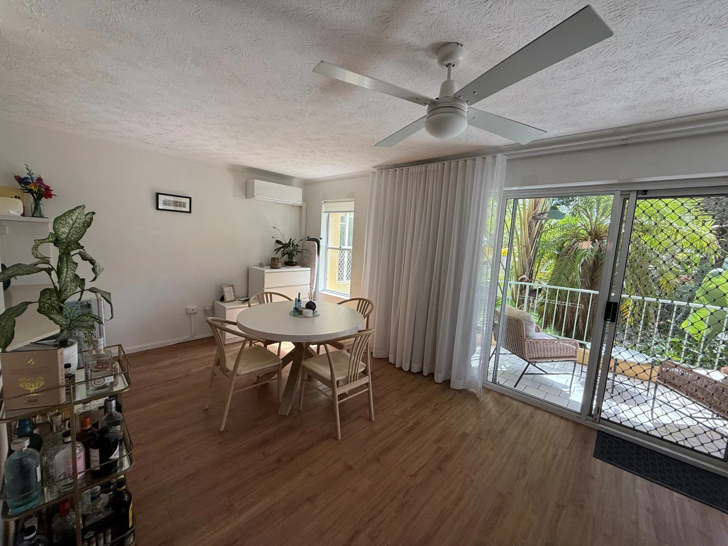 Additional image 3 of 2/166 Surf Parade, Broadbeach QLD 4218