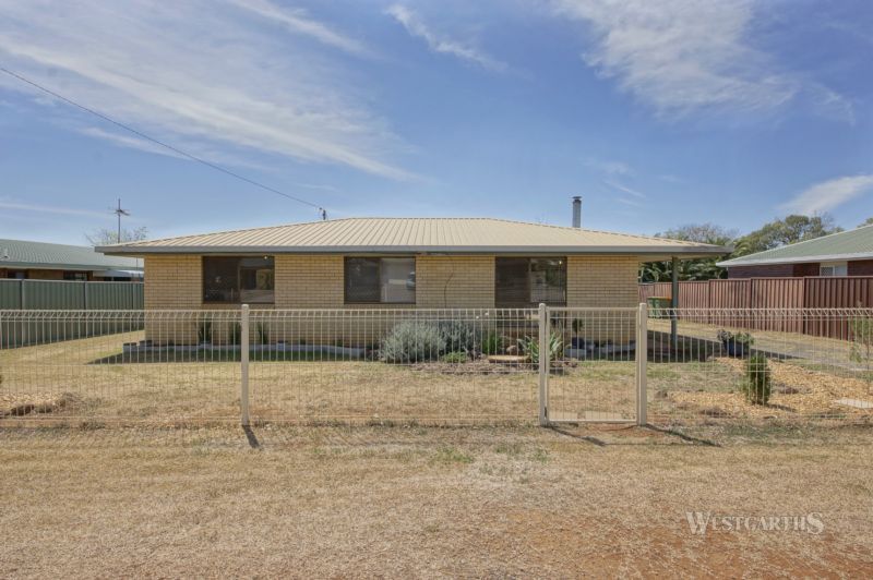 14 Hass Street, Oakey QLD 4401, Image 0