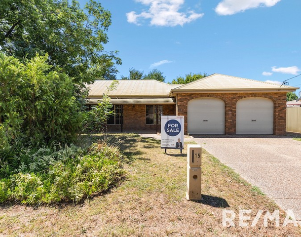 15 Nicholi Crescent, Lake Albert NSW 2650