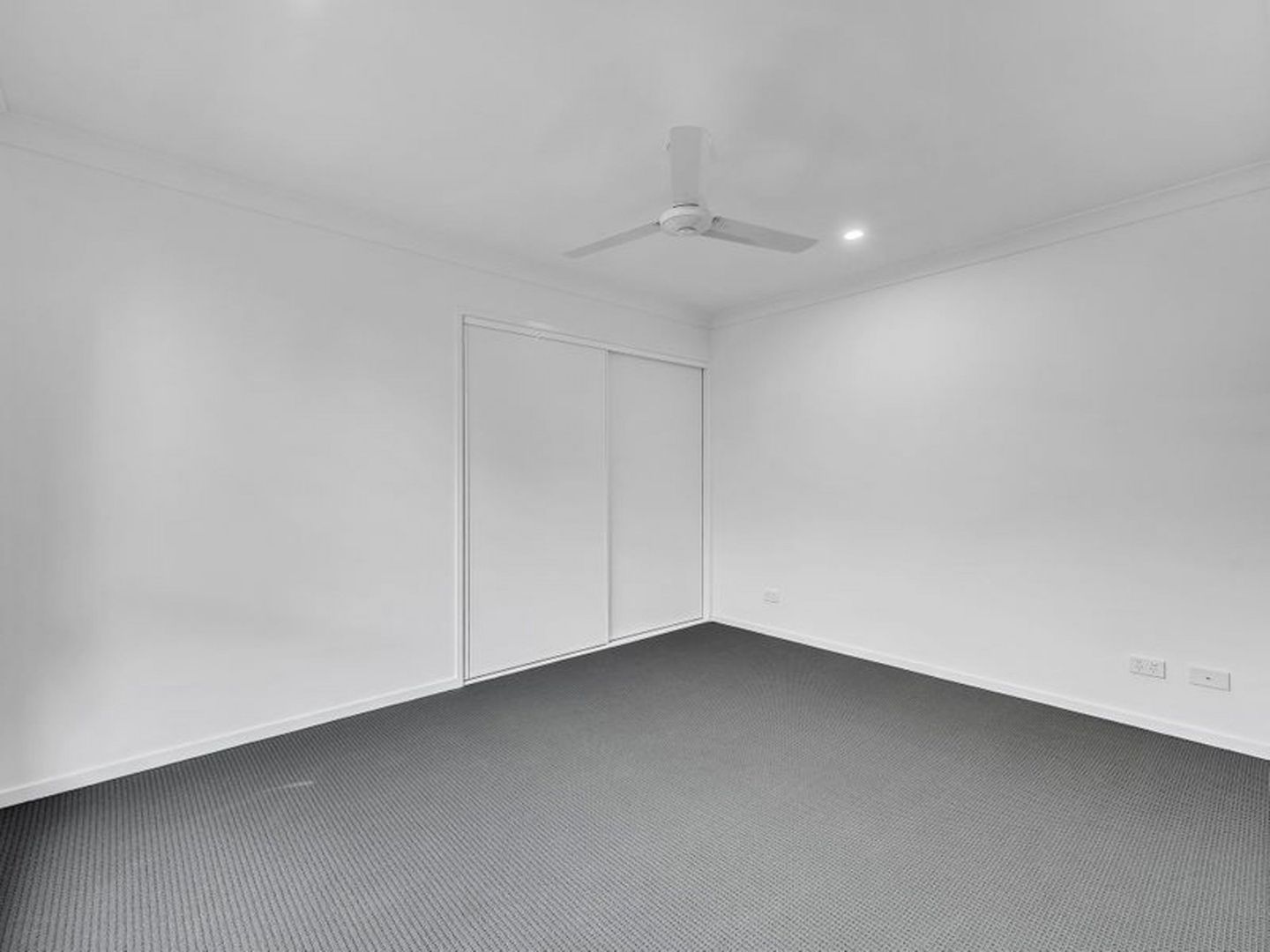 2/8 Shawfield St, Willowbank QLD 4306 House For Rent Domain