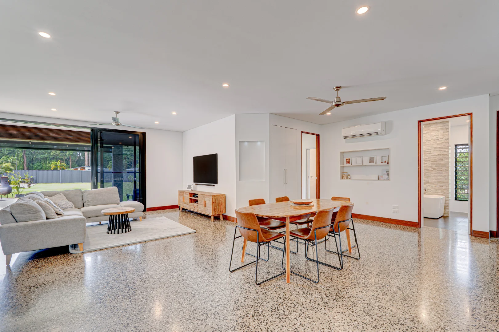 Additional image 4 of 2 Purtaboi Close, Mission Beach QLD 4852