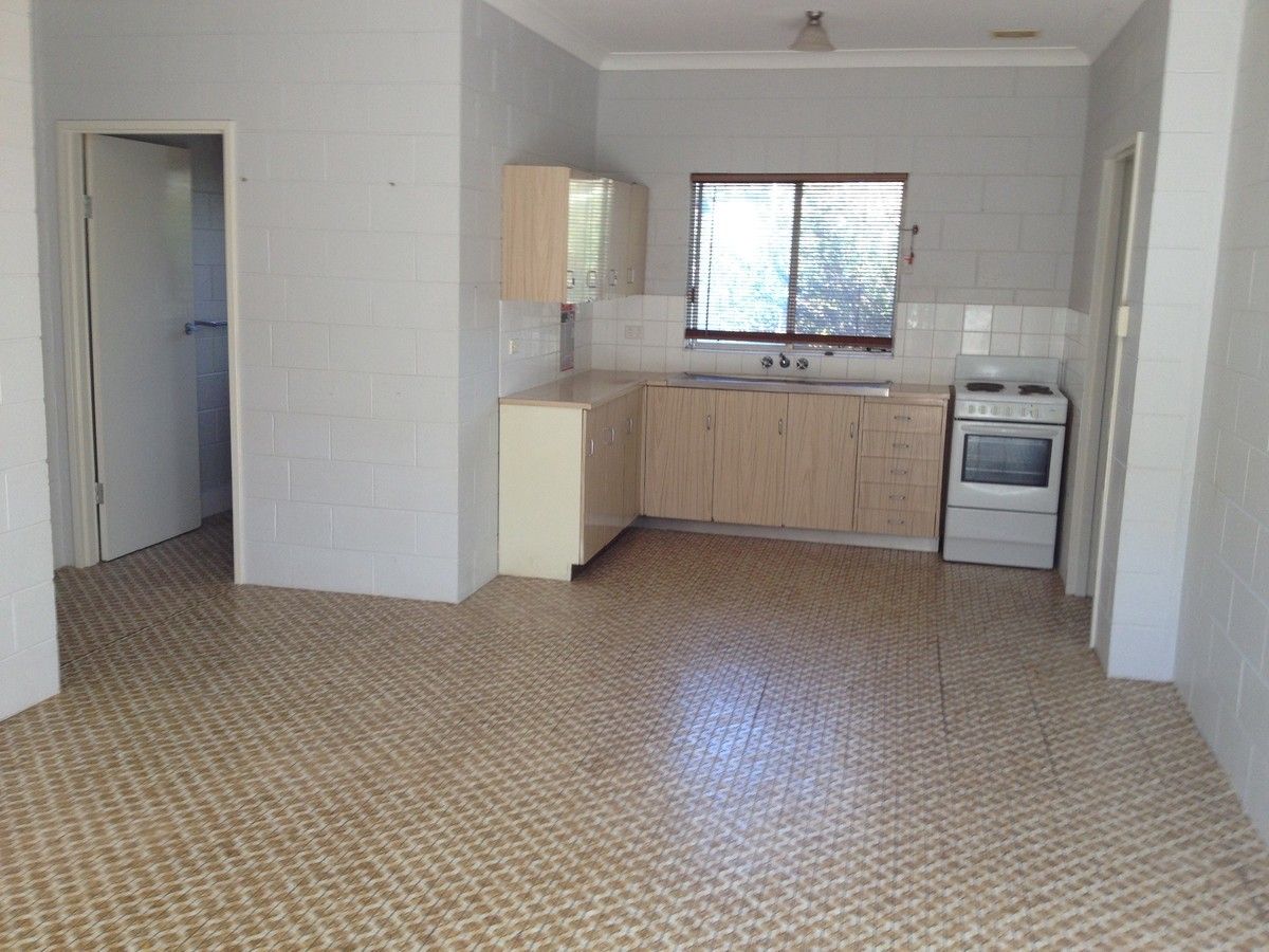 2 bedrooms Apartment / Unit / Flat in 2/1A Sir Street NORTH TOOWOOMBA QLD, 4350