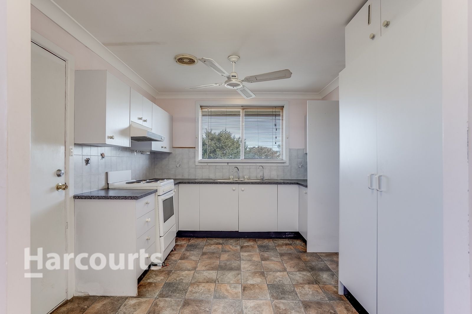 2/13 St Johns Road, Campbelltown NSW 2560, Image 1