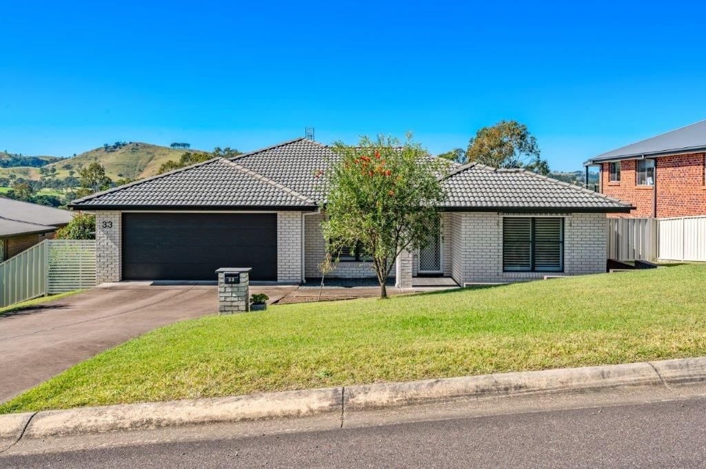 33 Melbee Circuit, Dungog NSW 2420