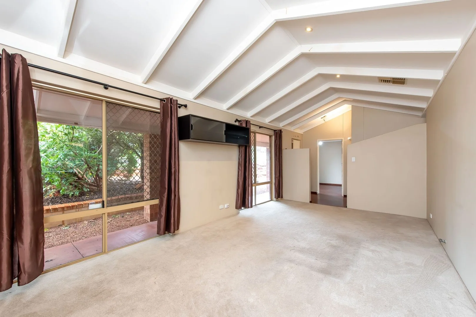 30 Aerolite Way, Beldon WA 6027