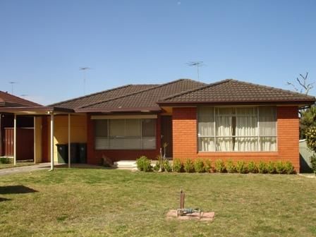 8 Tuglow Place, Leumeah NSW 2560