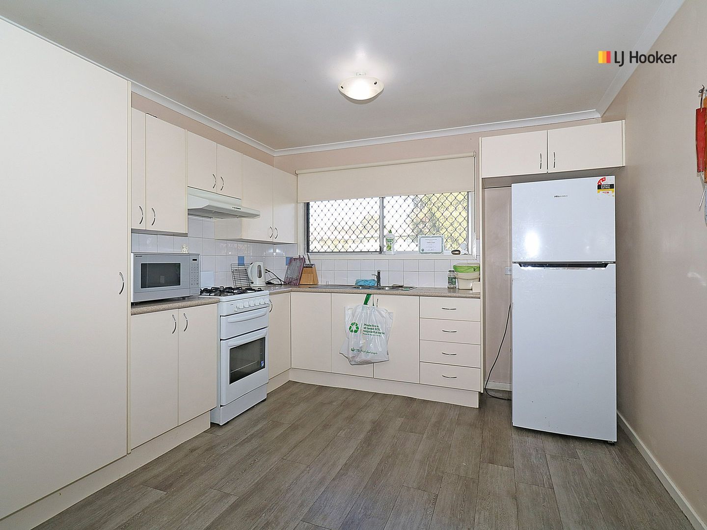 137 Raye Street, Tolland NSW 2650, Image 1