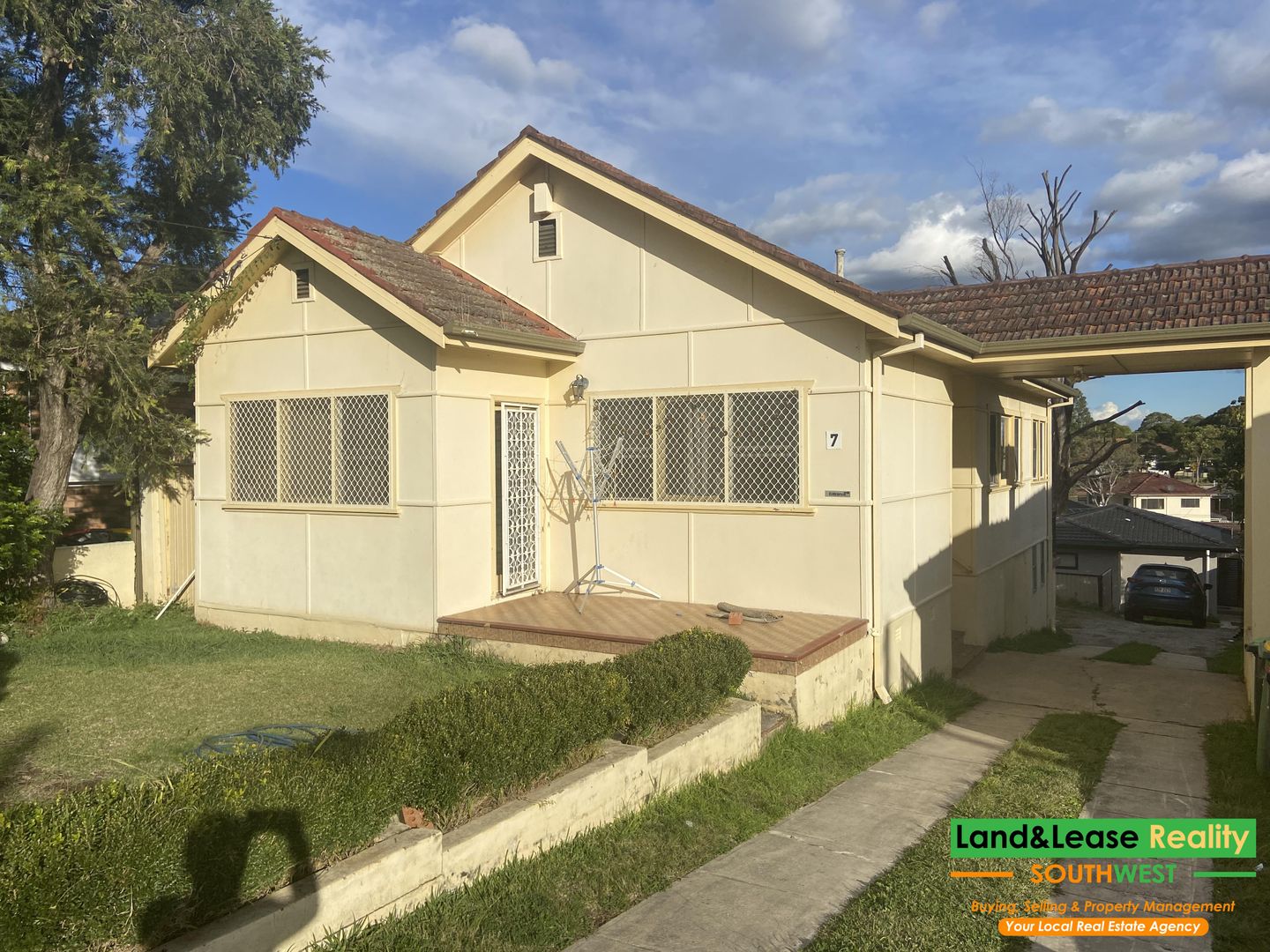 3 bedrooms House in 7 Charlton Street YAGOONA NSW, 2199