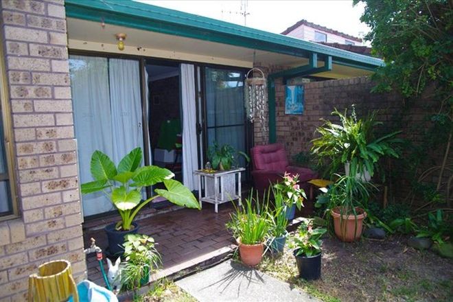 Picture of 2/19 Allman Place, CRESCENT HEAD NSW 2440