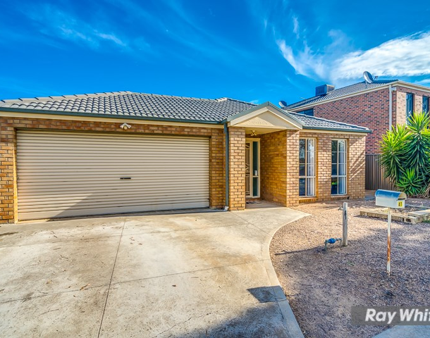 41 Manor Lakes Boulevard, Manor Lakes VIC 3024