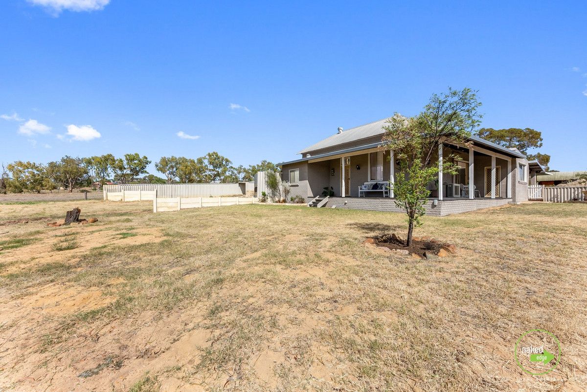 33 Quadrant Street, Pingelly WA 6308, Image 1