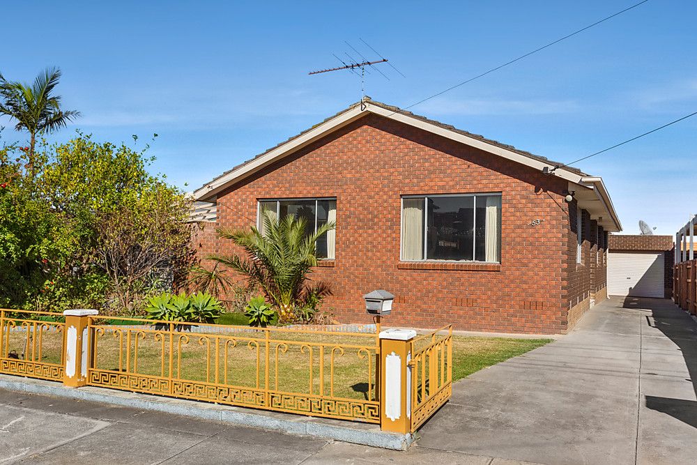 53 Montpellier Drive, Avondale Heights VIC 3034