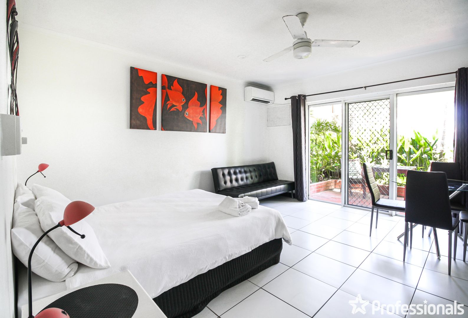 120/6 Beach Road, Dolphin Heads QLD 4740, Image 2