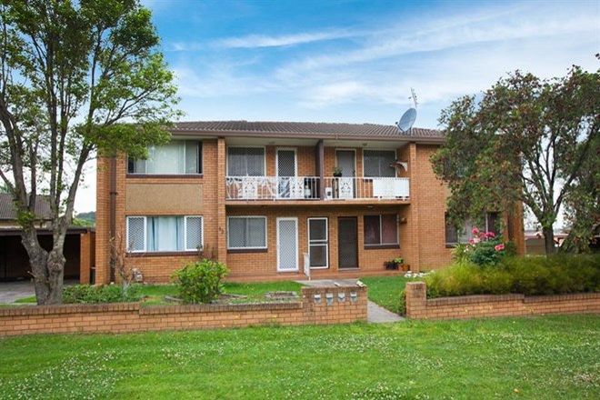Picture of 4/43 Bent St, WARRAWONG NSW 2502