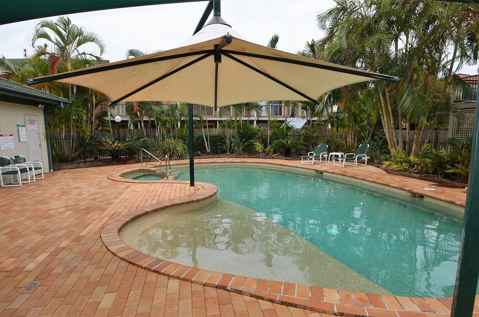 30/7-9 Santa Cruz Boulevard, Clear Island Waters QLD 4226