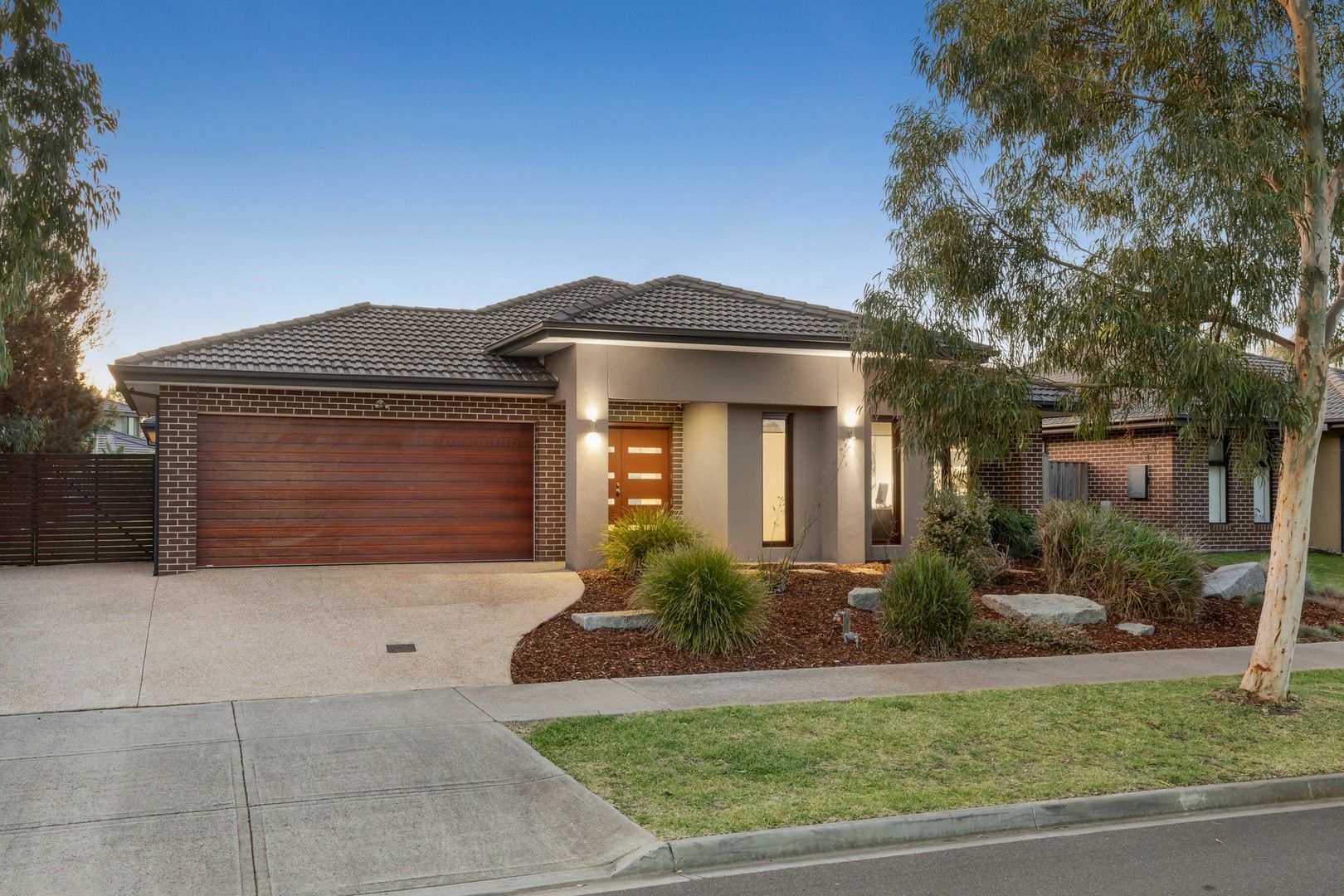 33 Coulthard Crescent, Doreen VIC 3754, Image 0