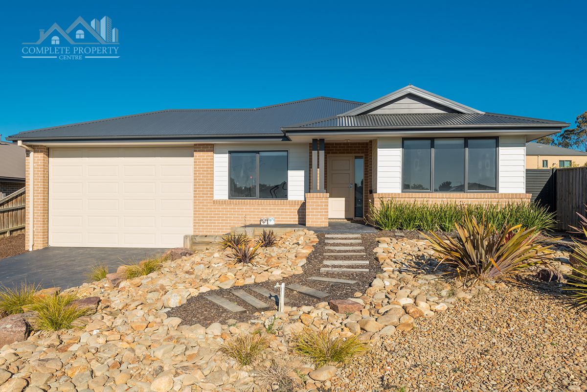 11 Yattarna Court, Broadford VIC 3658, Image 0