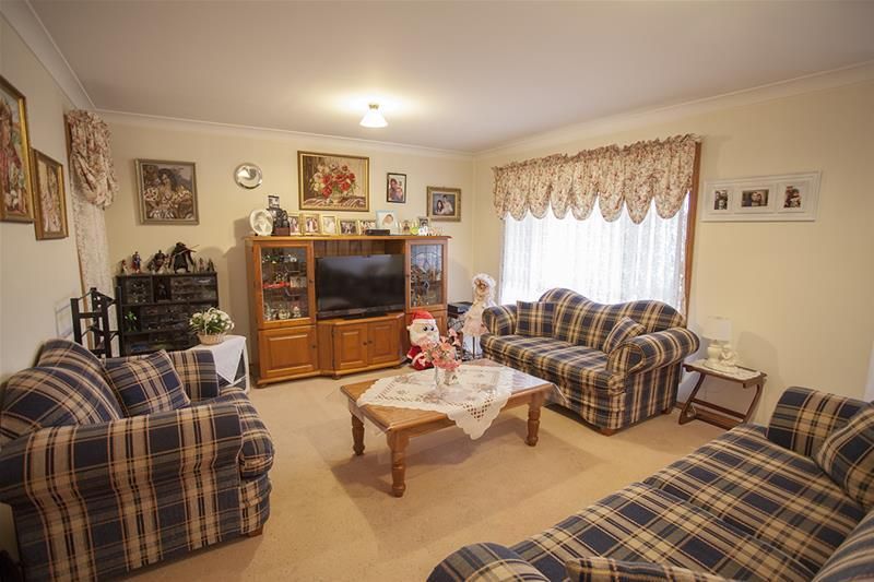 1B Snapper Close, Green Valley NSW 2168, Image 1