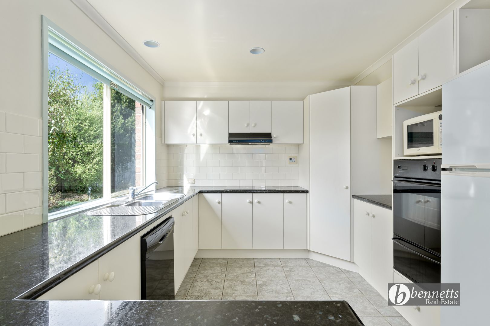 7 Maggie Mews, Safety Beach VIC 3936, Image 2