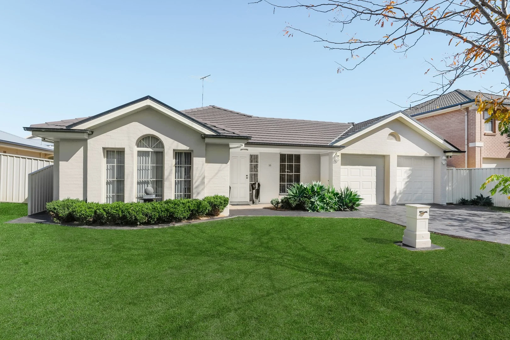 16 Thorn Avenue, Harrington Park NSW 2567