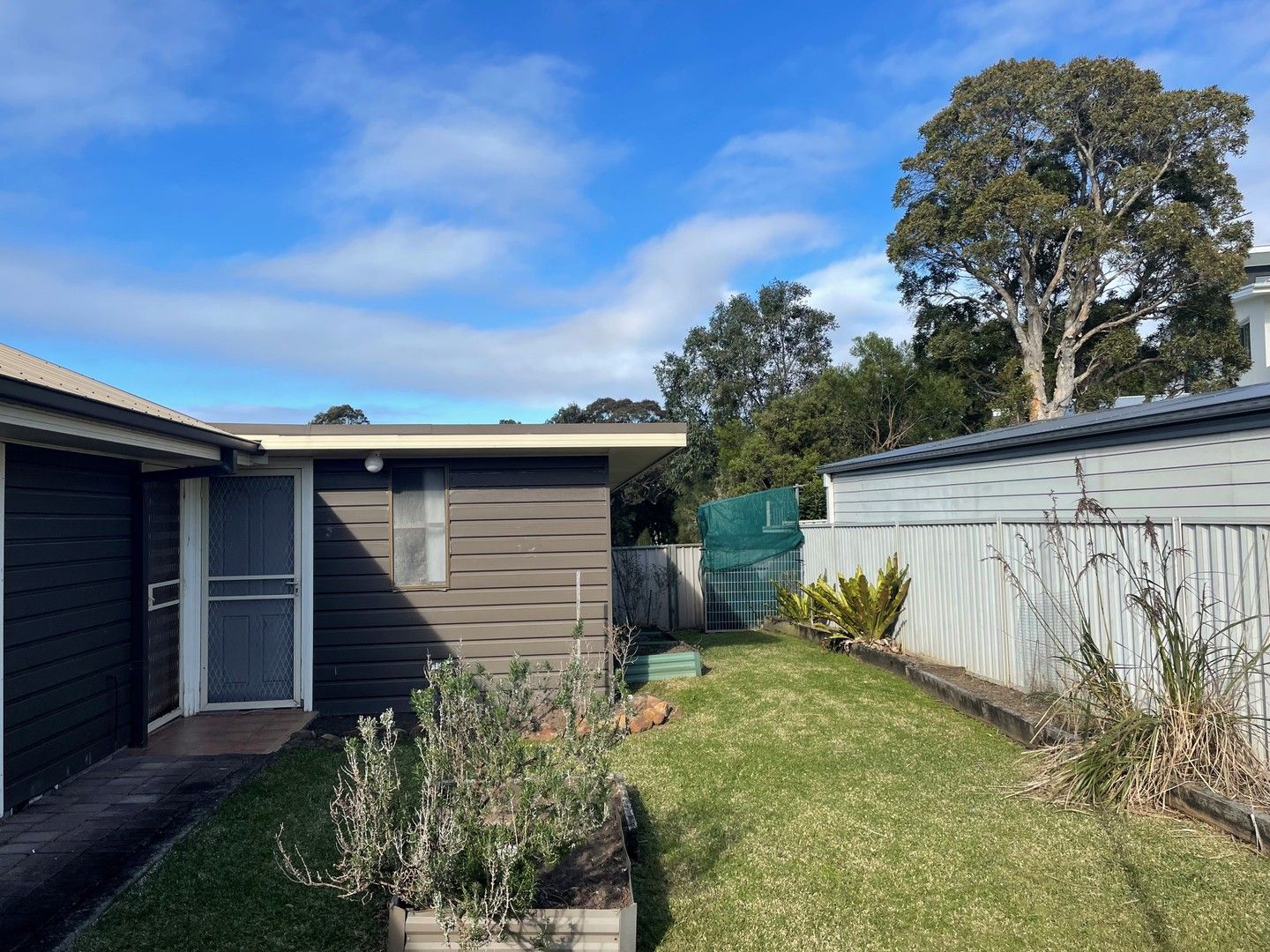 2 bedrooms Apartment / Unit / Flat in 11a Augusta Street EAST CORRIMAL NSW, 2518