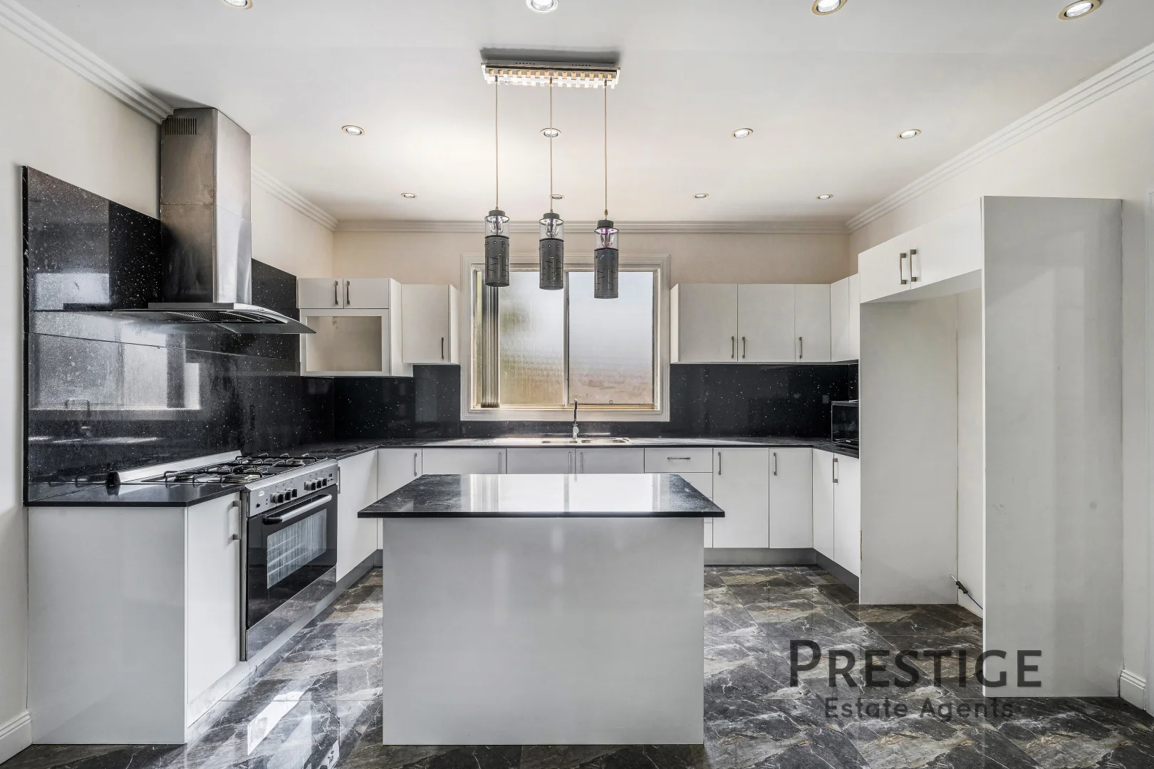 Additional image 5 of 1/563 The Horsley Drive, Smithfield NSW 2164