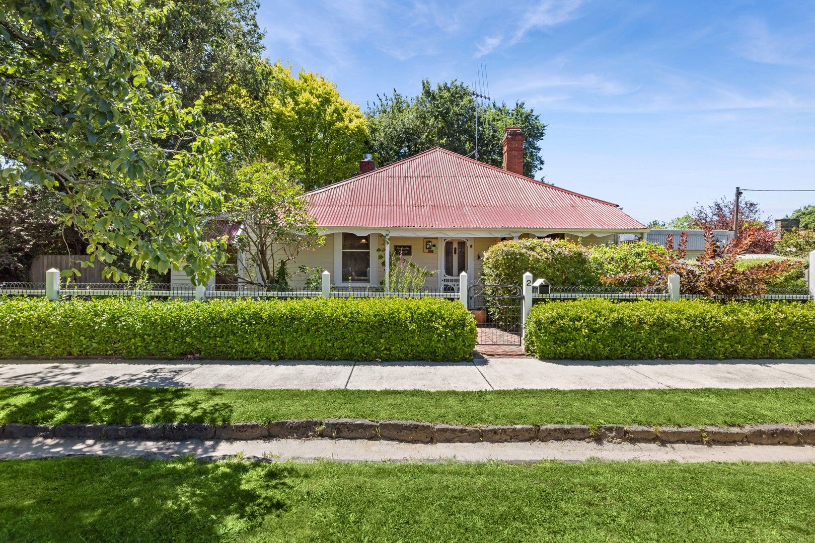 2 Jeffreys Street, Woodend VIC 3442, Image 0