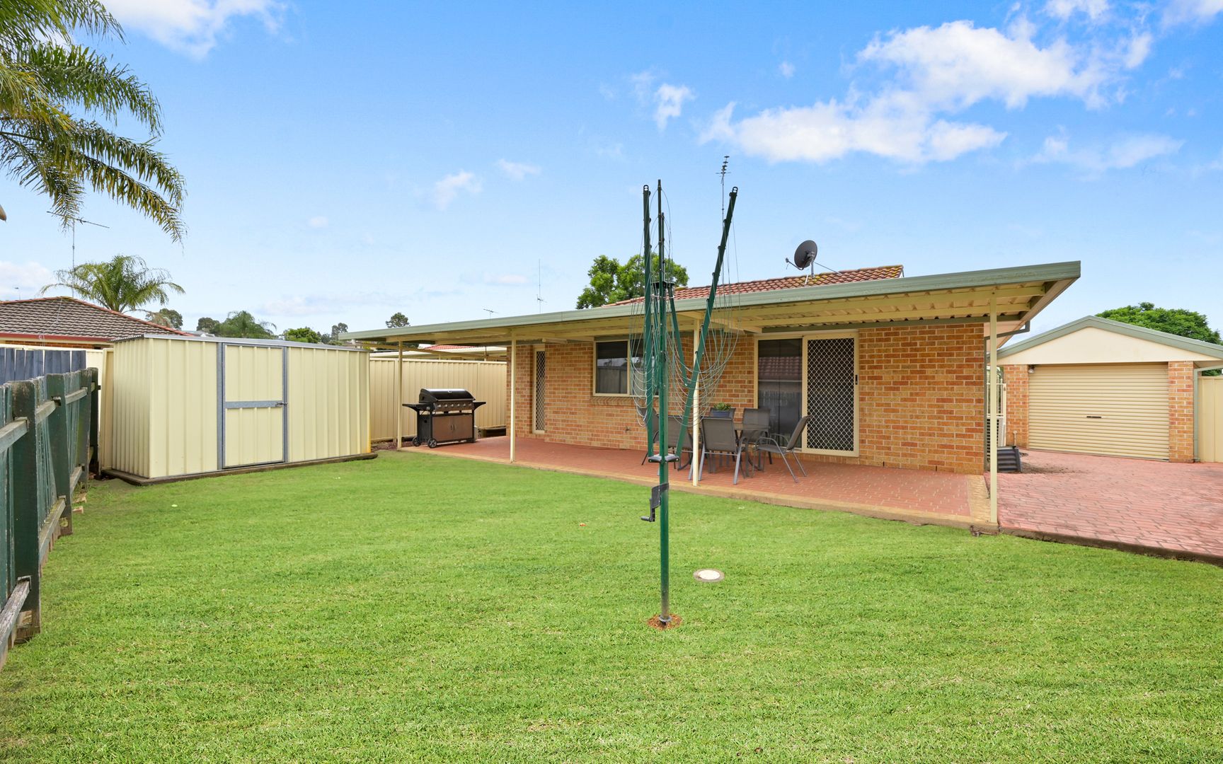 29 Crommelin Crescent, St Helens Park NSW 2560 House For Rent 550