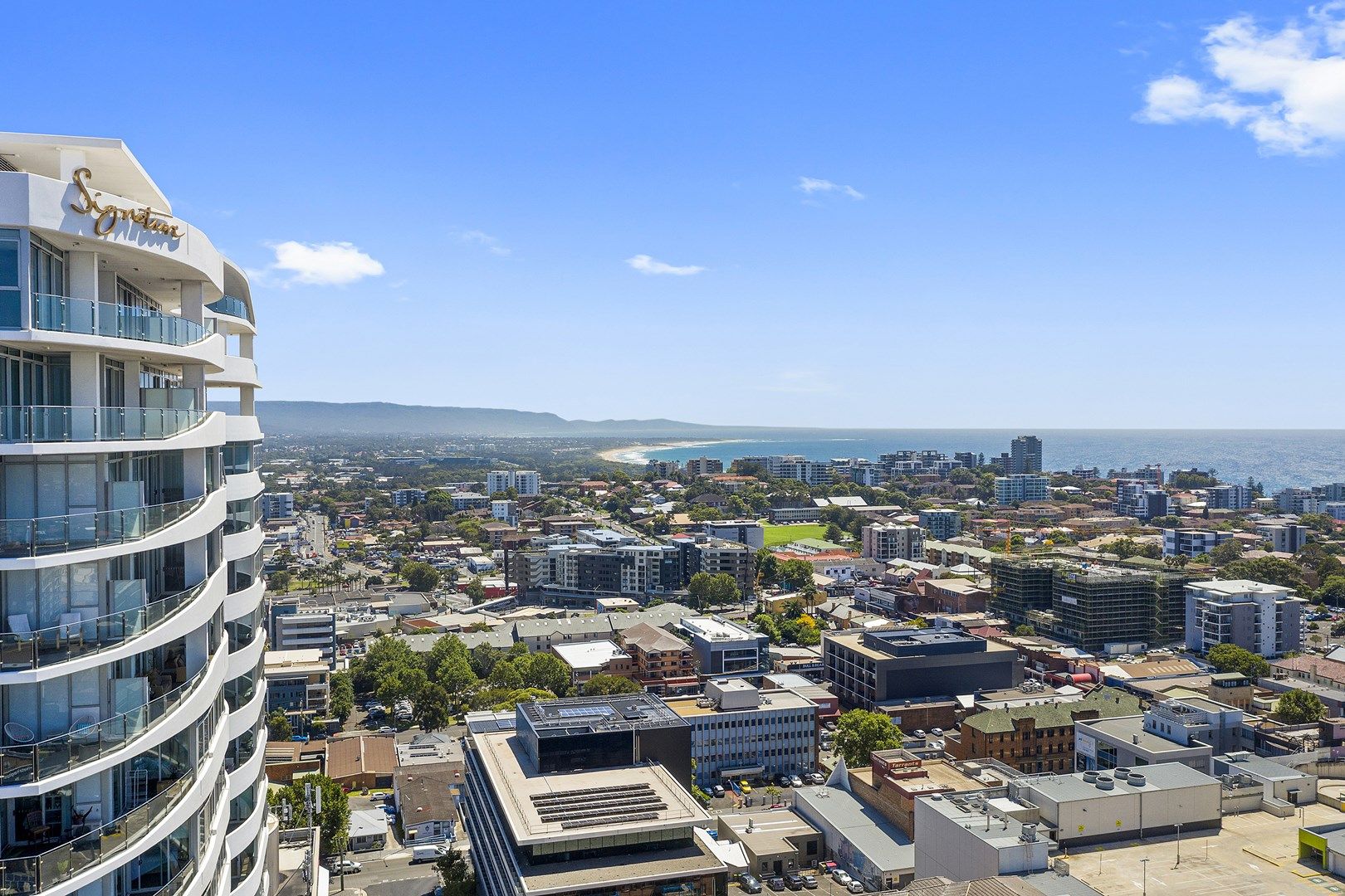 3 bedrooms Apartment / Unit / Flat in 1604/10-18 Regent Street WOLLONGONG NSW, 2500