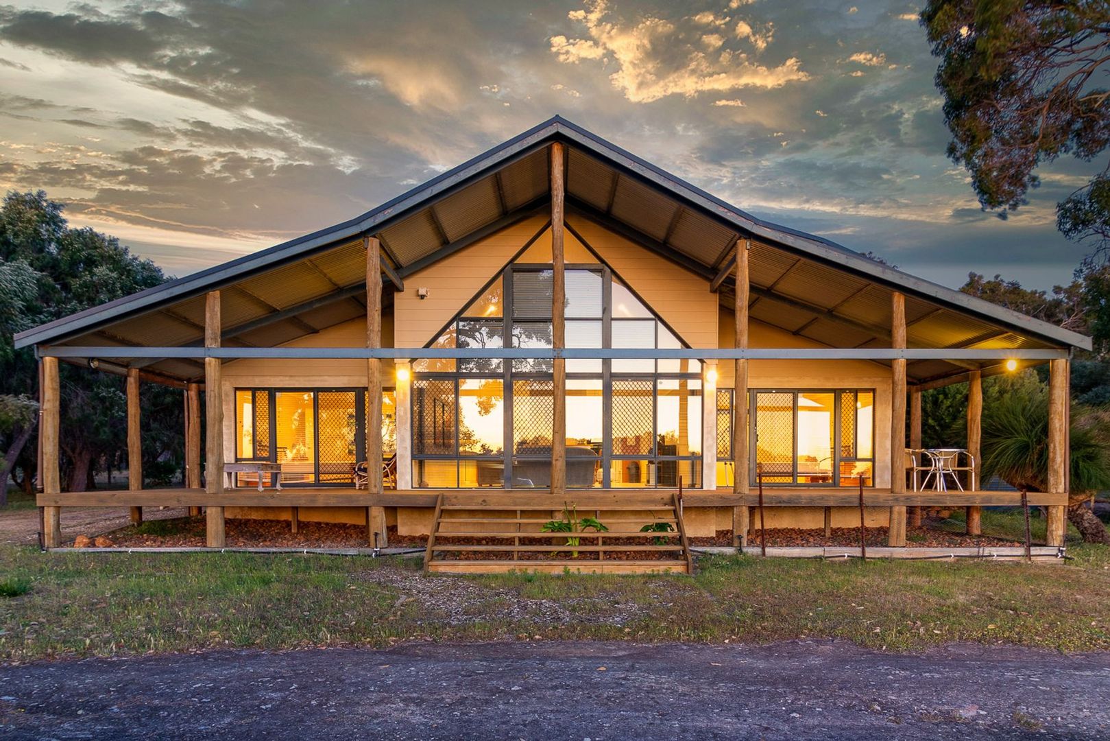 218 Sheoak Drive, Yallingup WA 6282 House For Rent 950 Domain