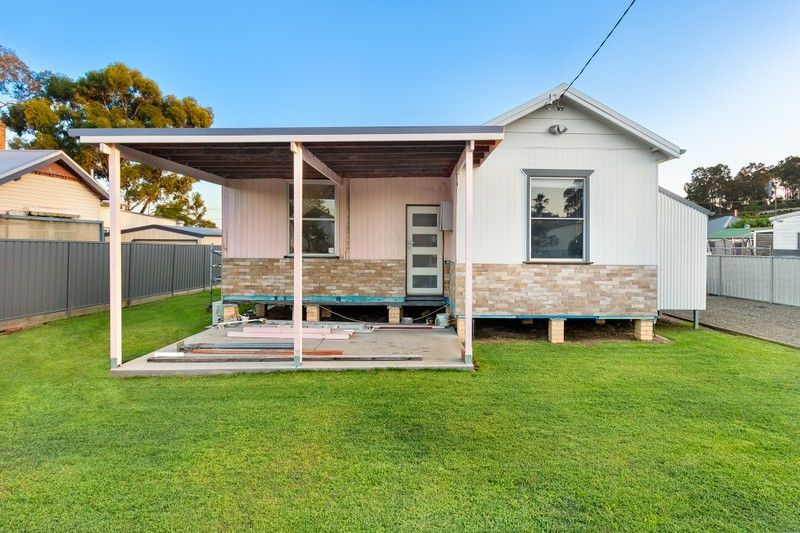 2 bedrooms House in 2/55 Wollombi Road CESSNOCK NSW, 2325