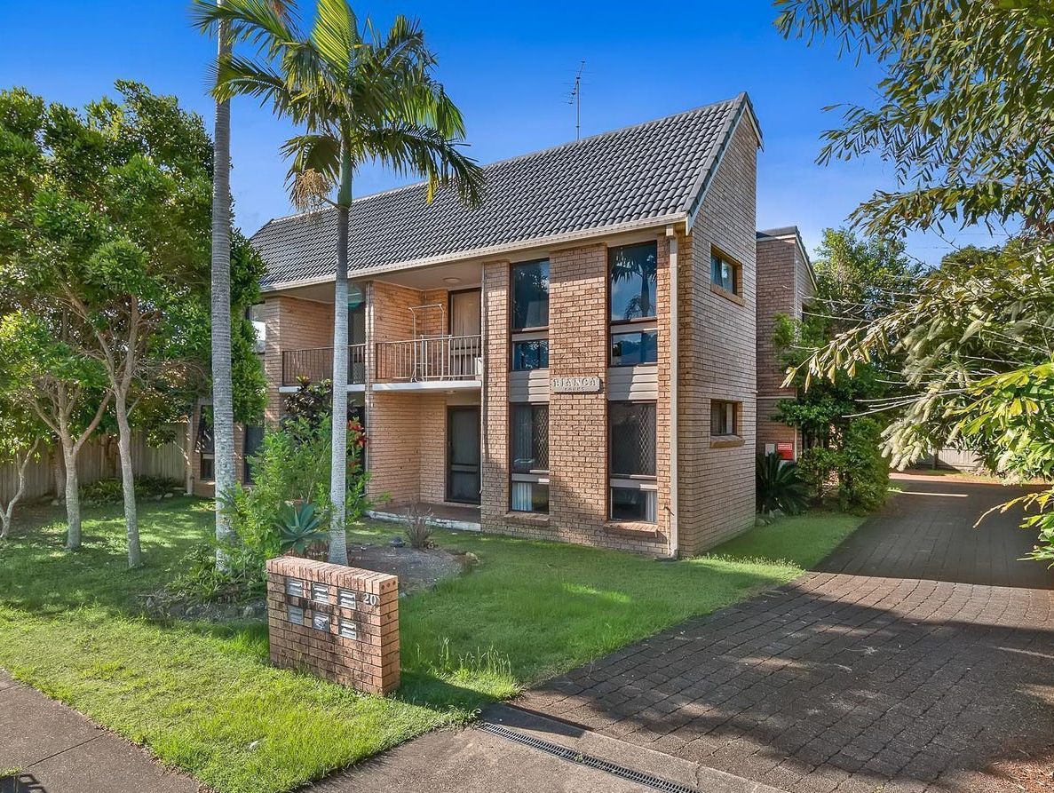 2 bedrooms Apartment / Unit / Flat in 4/20 Sigatoka Place CLEAR ISLAND WATERS QLD, 4226