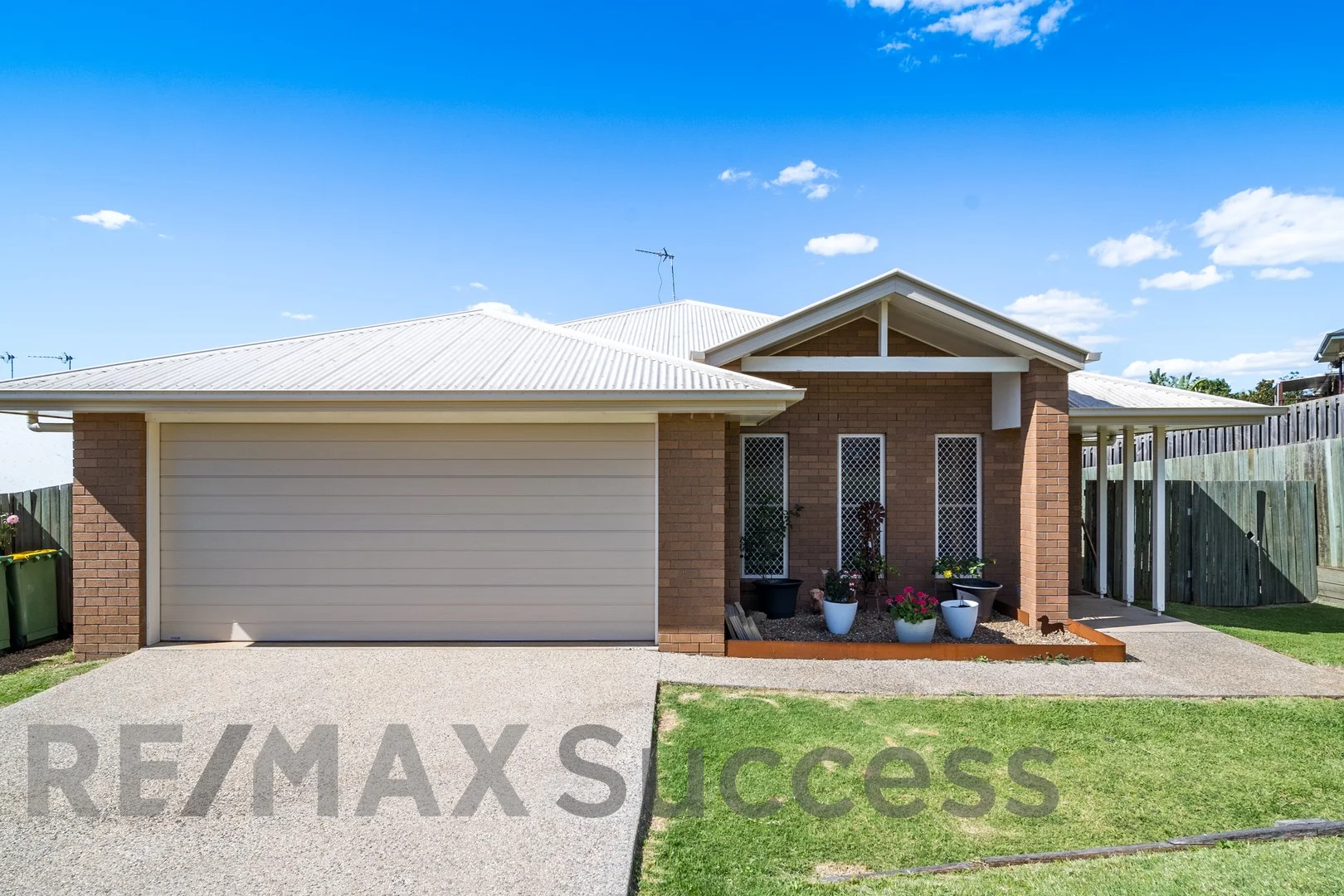 Primary image of 4 Reserve Road, Cranley QLD 4350