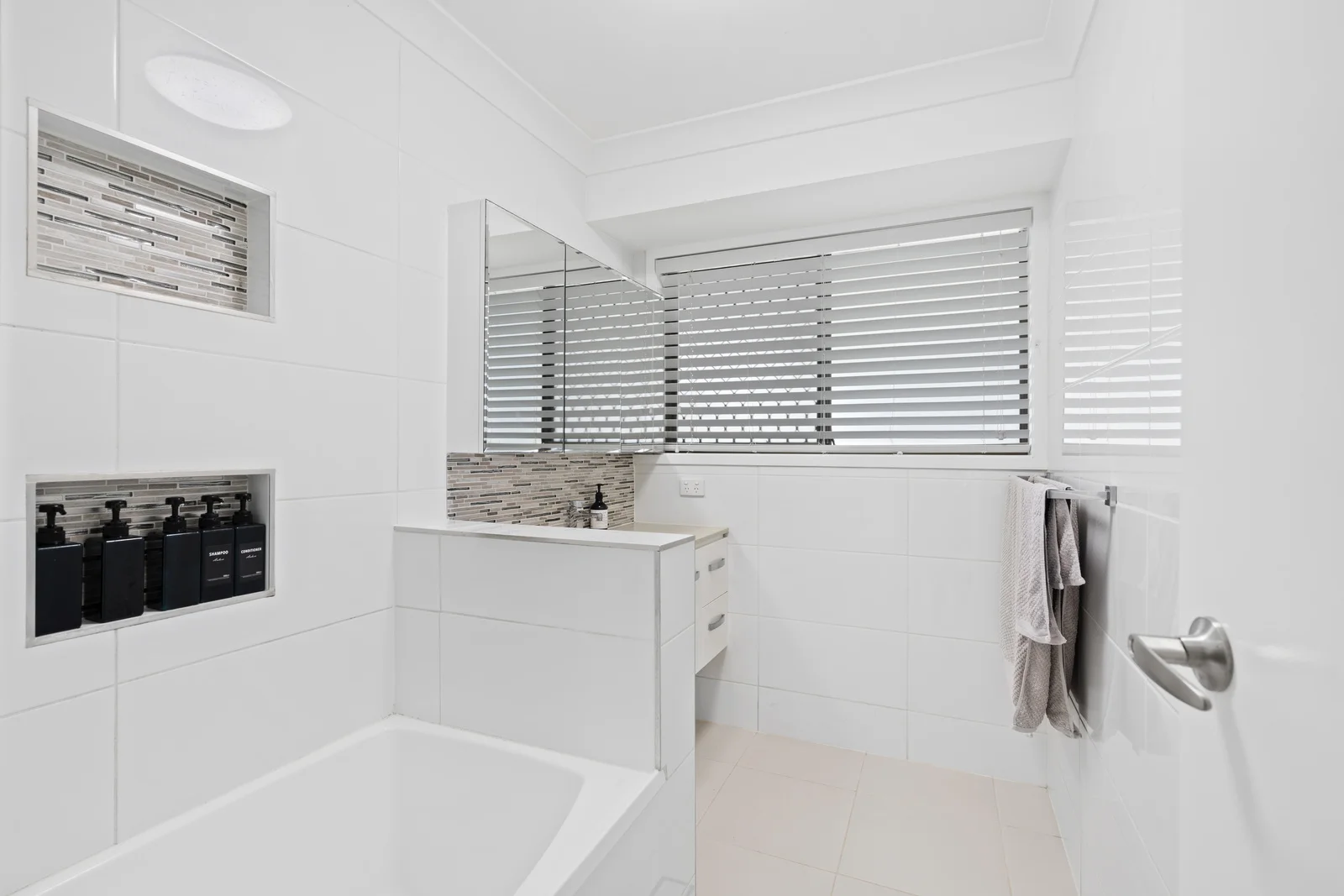 Additional image 12 of 17 Crown Road, Alexandra Hills QLD 4161