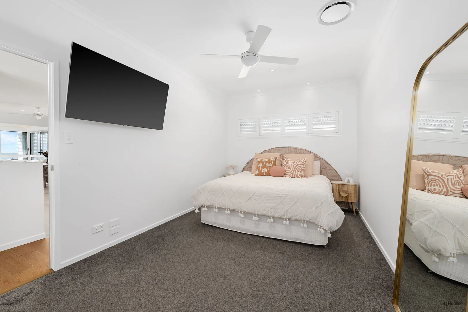 Additional image 15 of 232 Jefferson Lane, Palm Beach QLD 4221