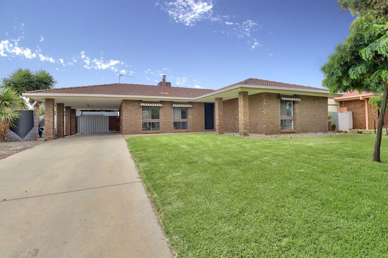 317 Jameson St, Deniliquin NSW 2710, Image 0