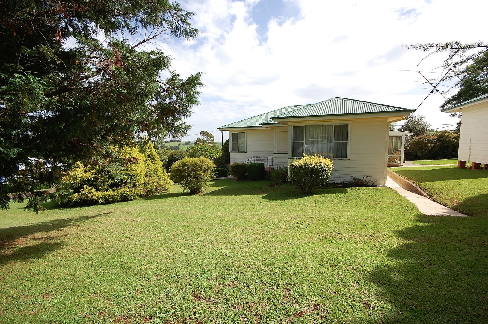 46 Myrtle St, Dorrigo NSW 2453, Image 2