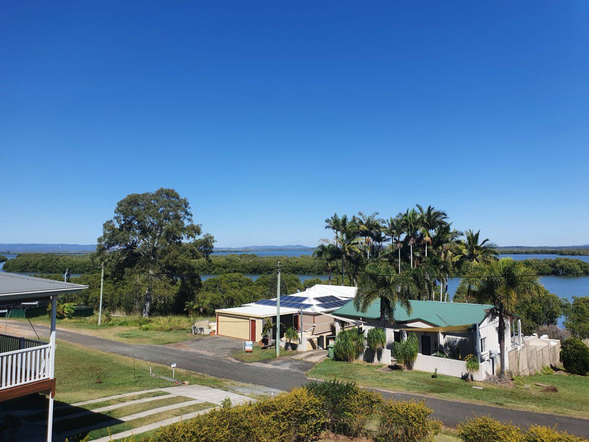28 Gilcrest Road, Russell Island QLD 4184, Image 1