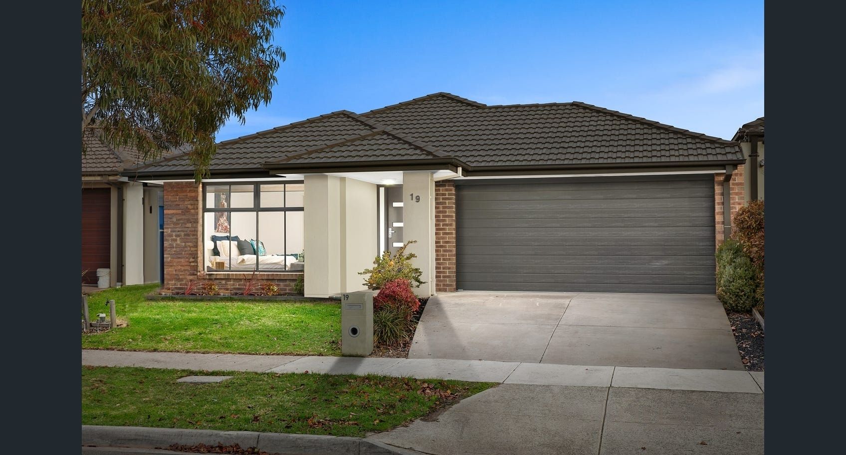 19 Nebula Crescent, Mickleham VIC 3064, Image 0