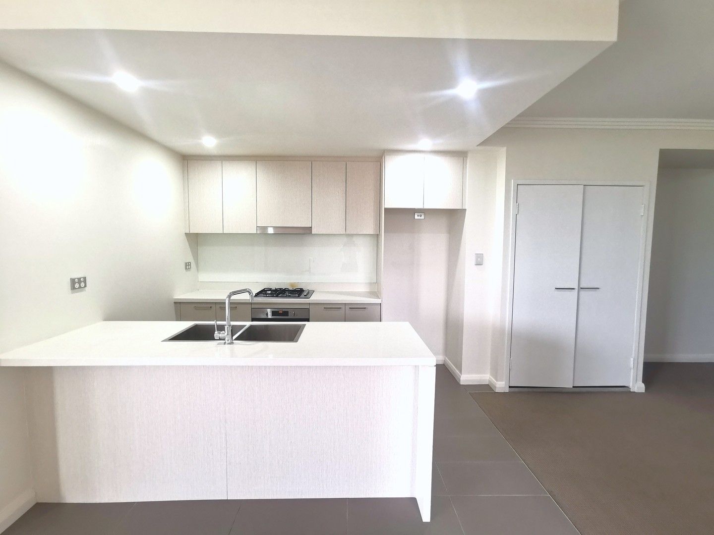 2 bedrooms Apartment / Unit / Flat in K 304/81-86 COURALLIE AVENUE HOMEBUSH WEST NSW, 2140