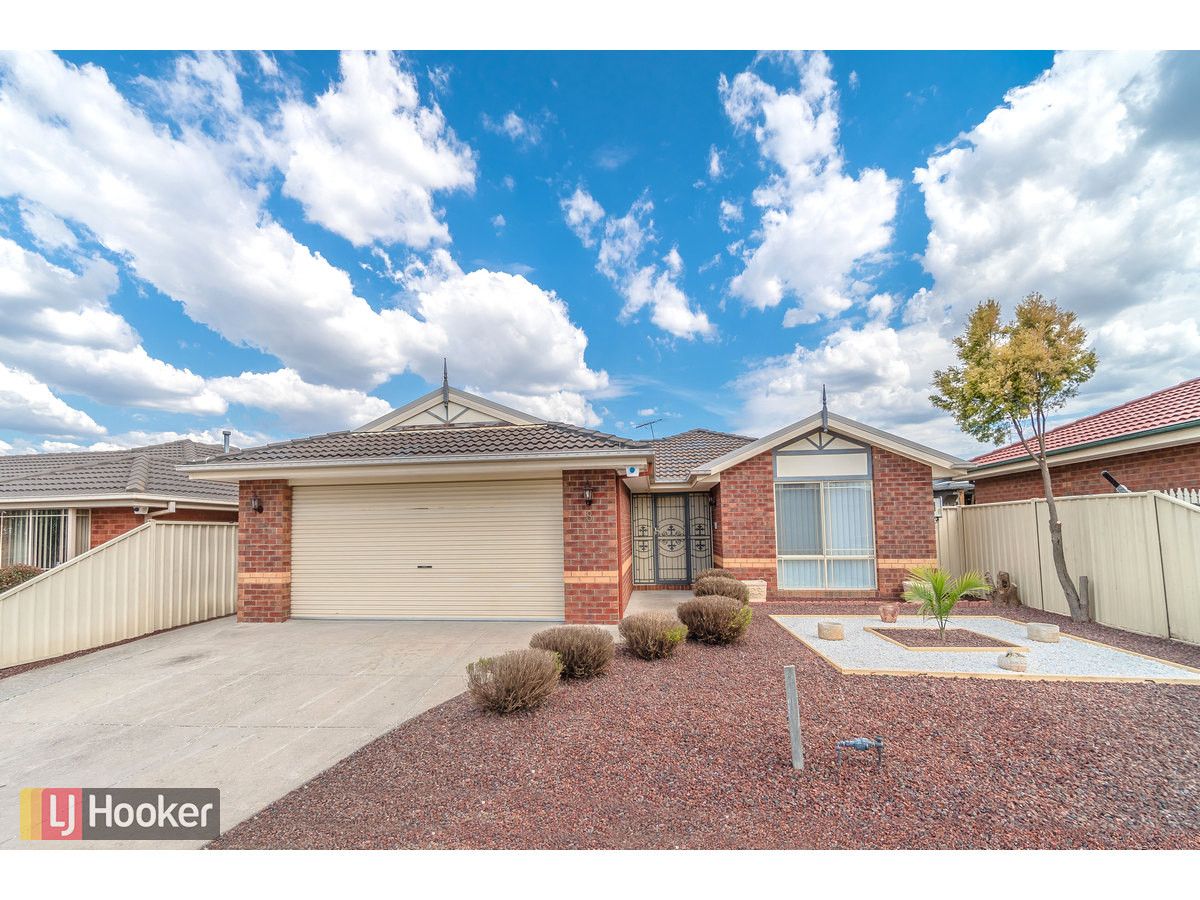 8 Bertrand Court, Craigieburn VIC 3064, Image 1