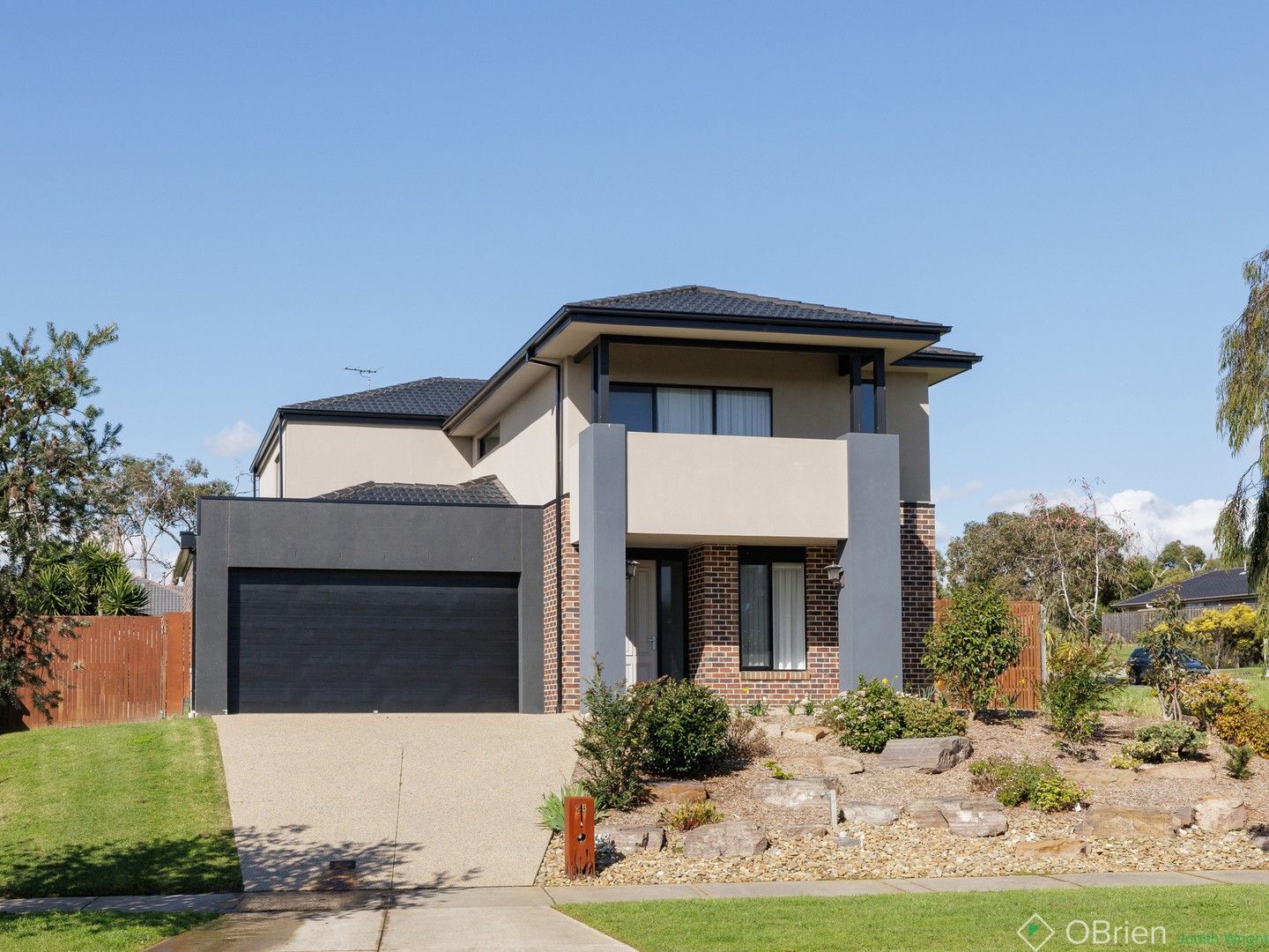 5 bedrooms House in 25 Seagrove Way COWES VIC, 3922