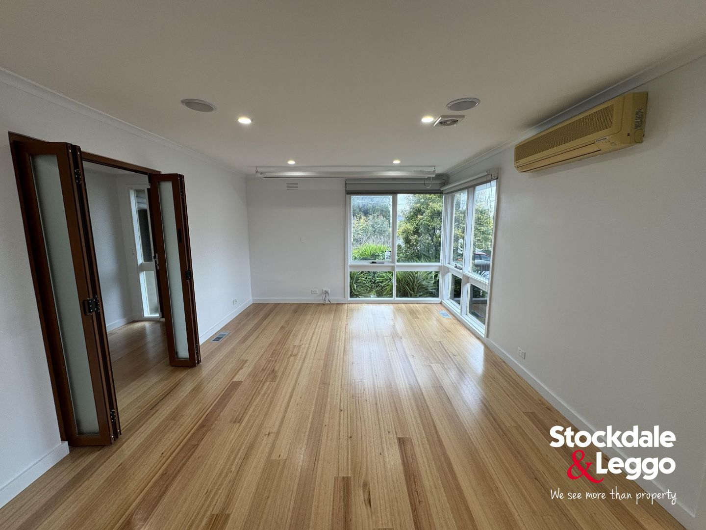 170 Erinbank Crescent, Westmeadows VIC 3049 House For Rent 580