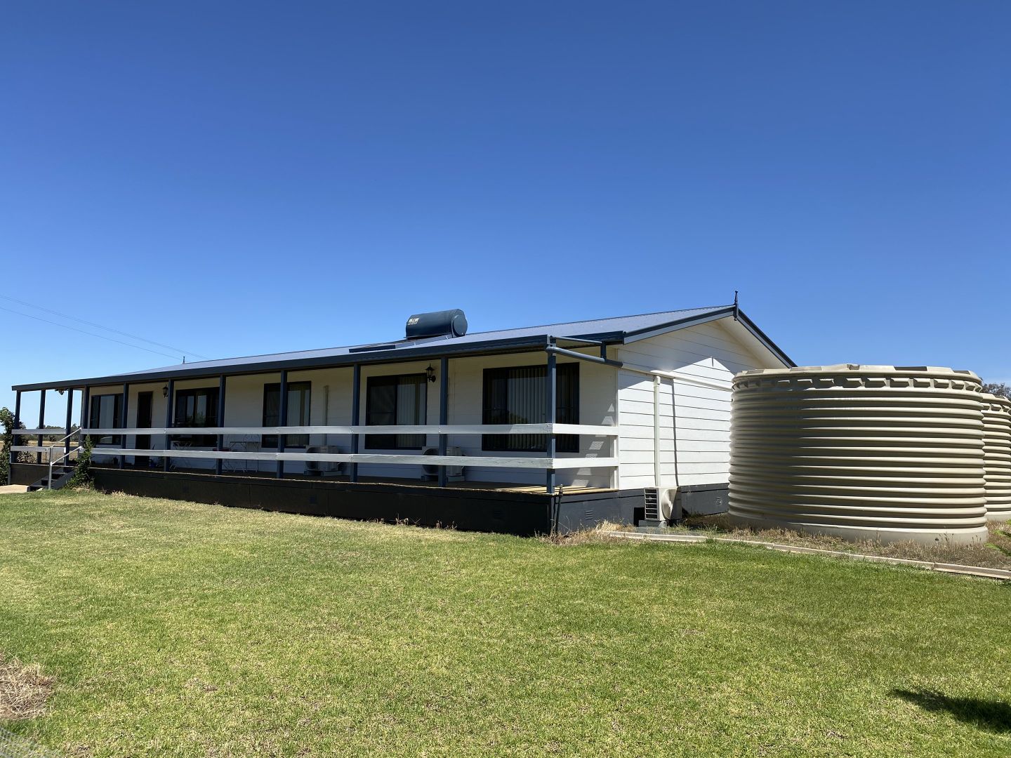 202 North Forbes Road, Condobolin NSW 2877, Image 2