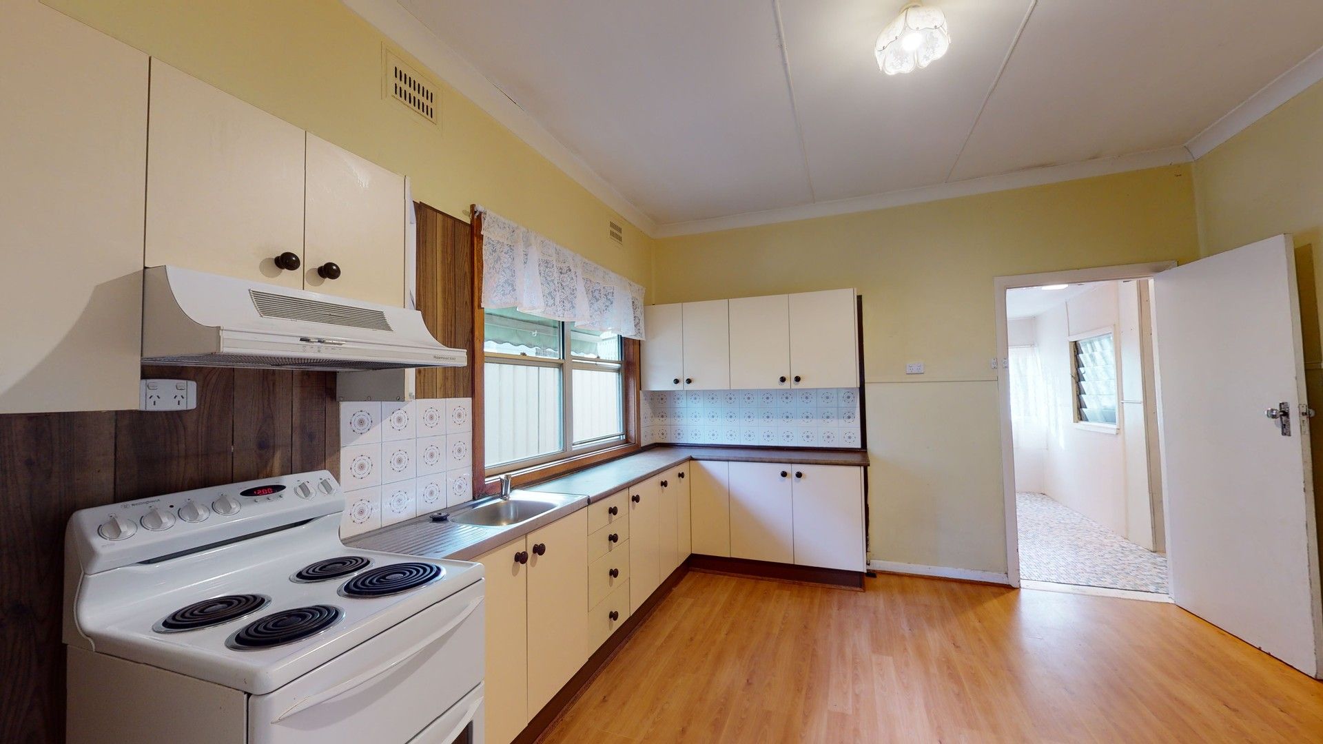 3 bedrooms House in 13 Charles Street CARDIFF NSW, 2285