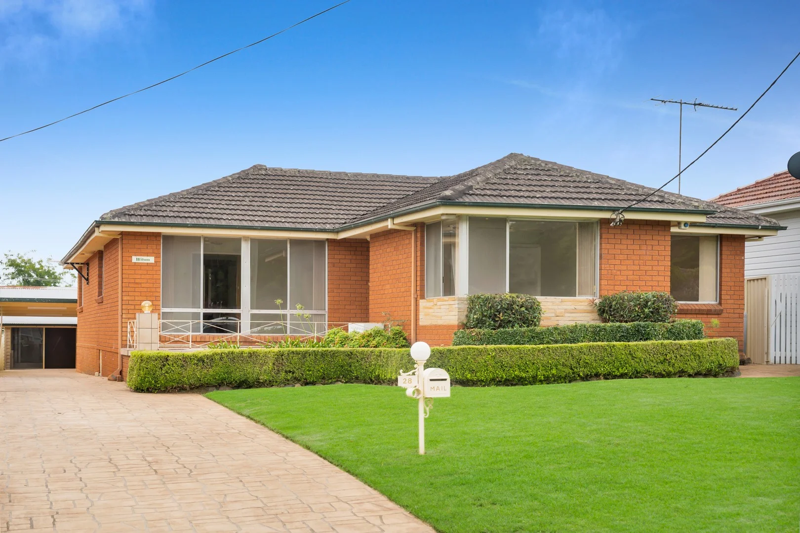 Primary image of 28 Wilson Crescent, Narellan NSW 2567