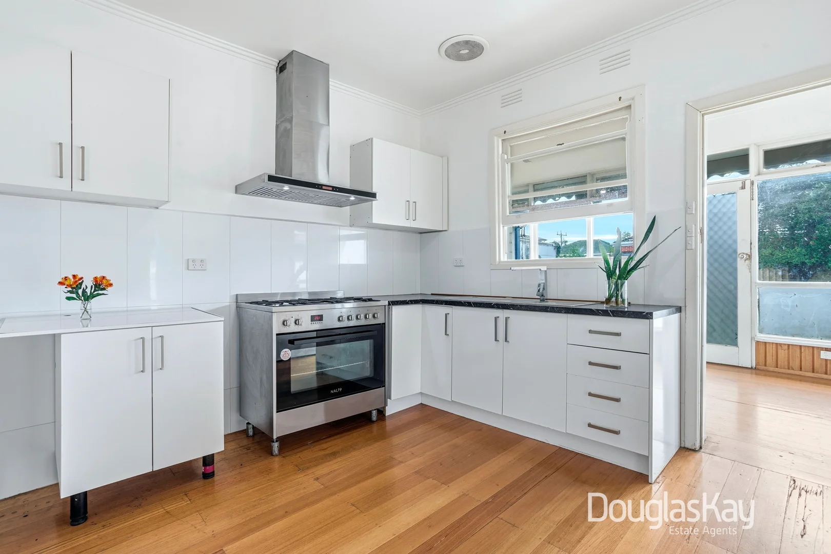 Additional image 5 of 374 Ballarat Road, Sunshine North VIC 3020