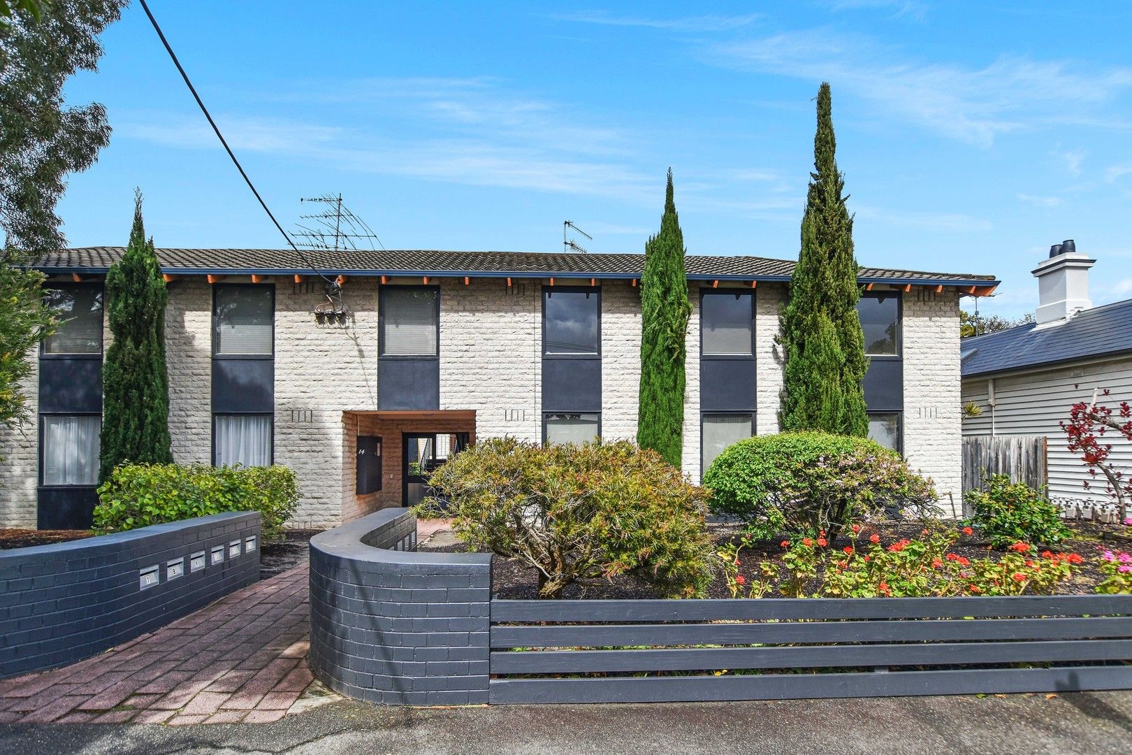 2 bedrooms Apartment / Unit / Flat in 4/14 GROVE Road HAWTHORN VIC, 3122