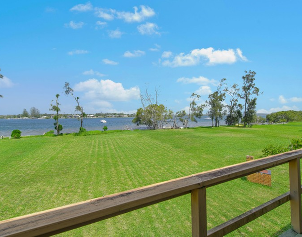 22 Shoreline Drive, North Shore NSW 2444