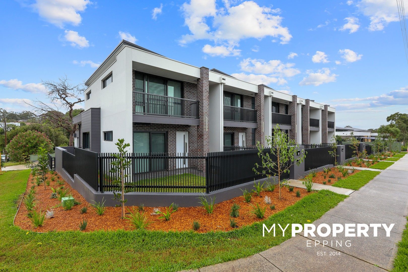 3 bedrooms Townhouse in 1-5/3 View Street MIRANDA NSW, 2228